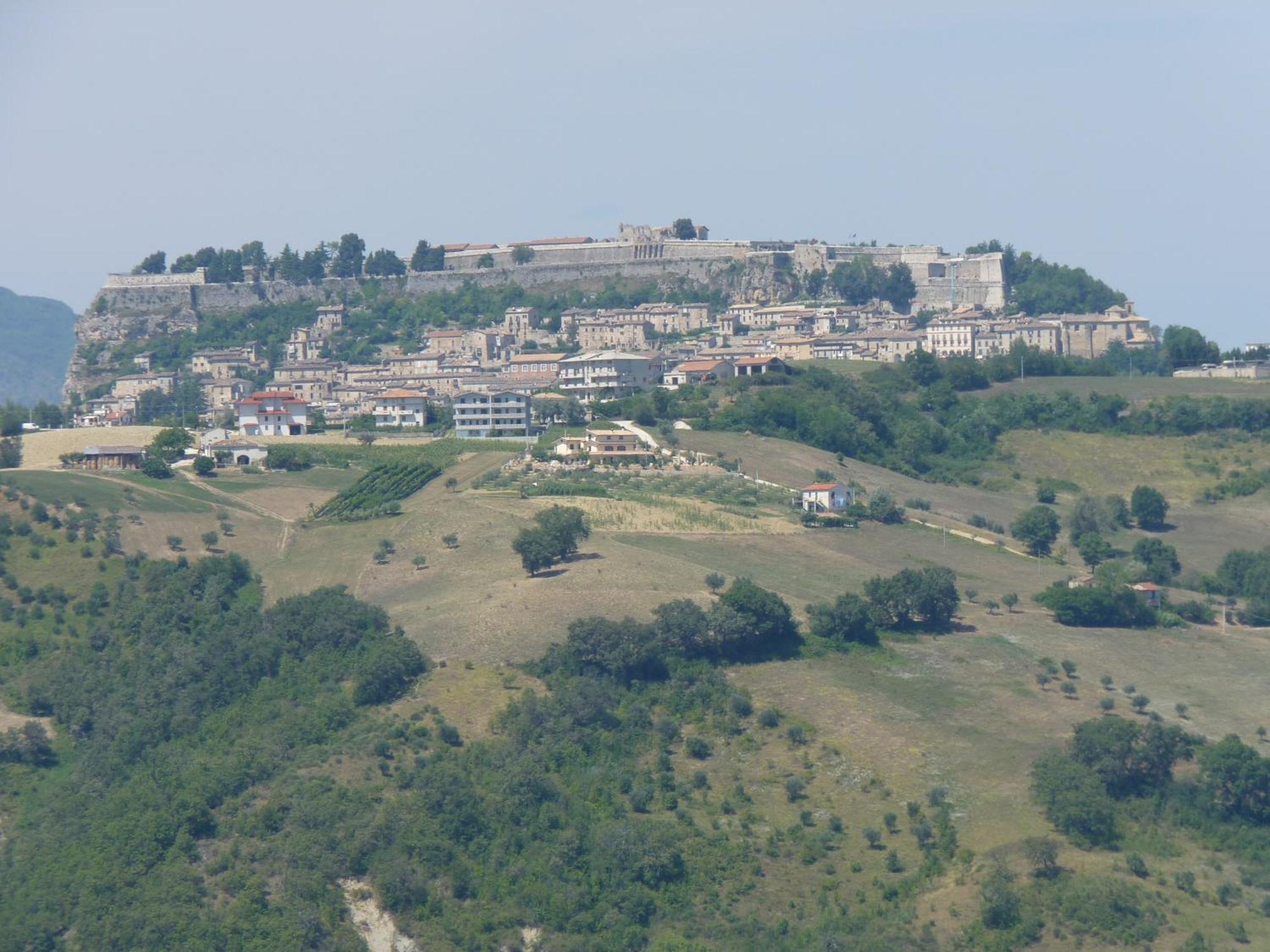 Agriturismo Il Vecchio Carro Campli Exterior foto