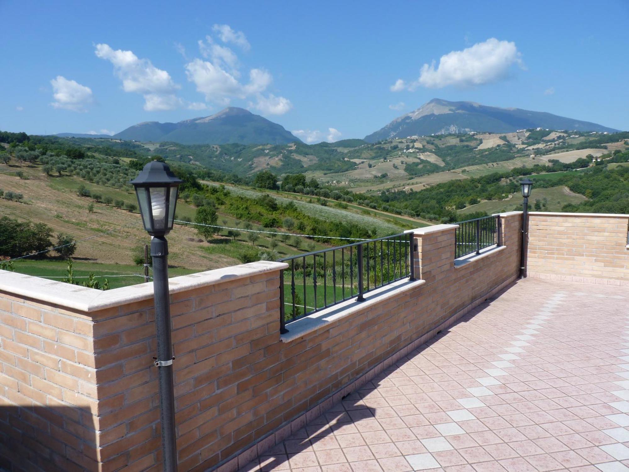 Agriturismo Il Vecchio Carro Campli Exterior foto